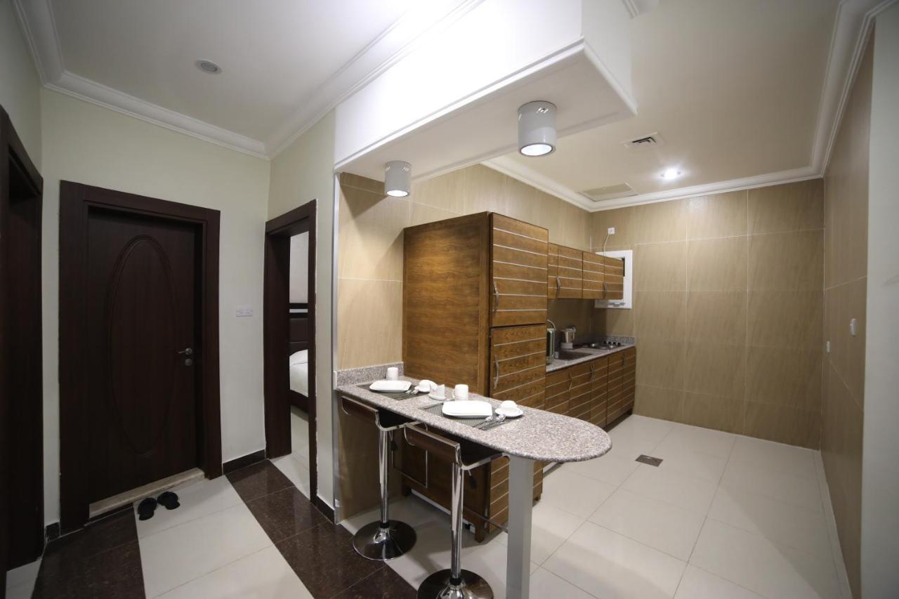 Wahaj Hotel Apartments 2 Kuwait City Exterior foto